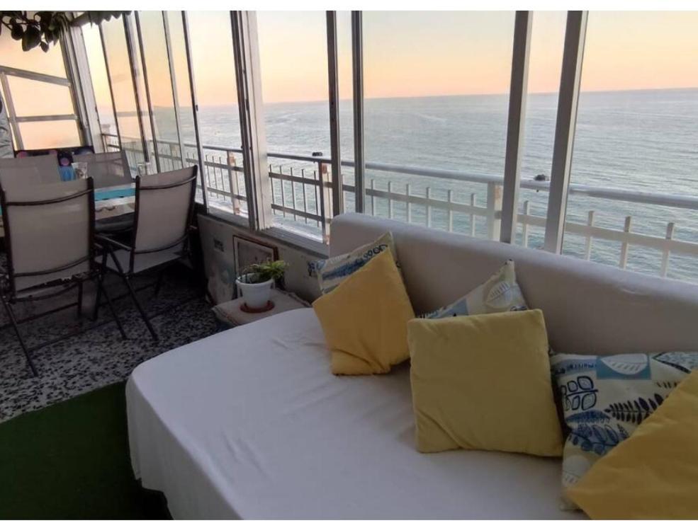 Blue Double Private At Front - Doble En La Playa Privatunterkunft